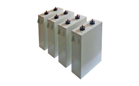 電容分別在直流、交流電路中，是如何充電放電的呢?