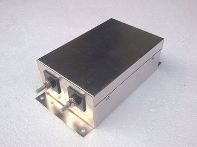 鉭電容器和固態(tài)電容哪一個(gè)好？